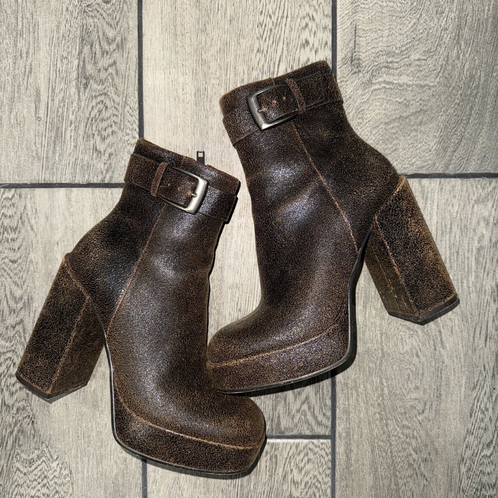 Steve Madden Distressed Brown Ankle Booties